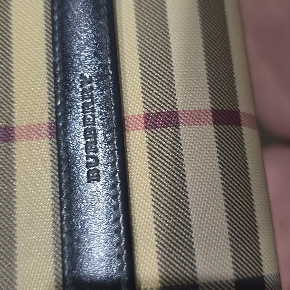 EUC Burberry Wallet - Picture 9 of 14